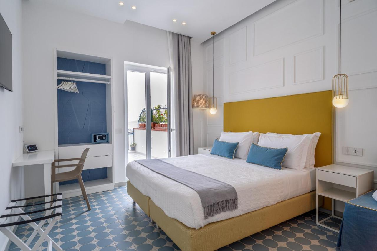 Capri Marina Suite Bagian luar foto